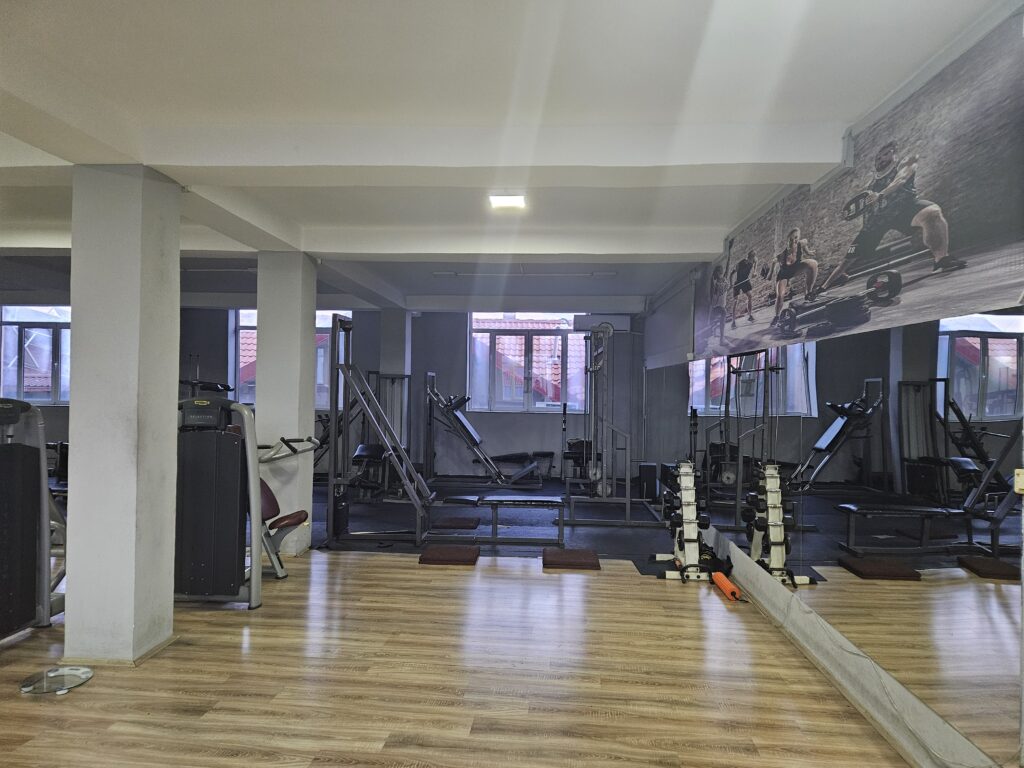 Теретана Titan Fitness, Илинден